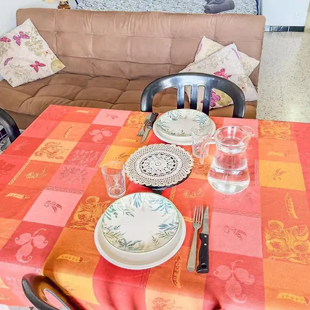 La Caze - Ideal Couple De Curistes - 40 M2