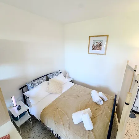 La Caze -Grand Studio 50 M2 - Climatisation Apartment